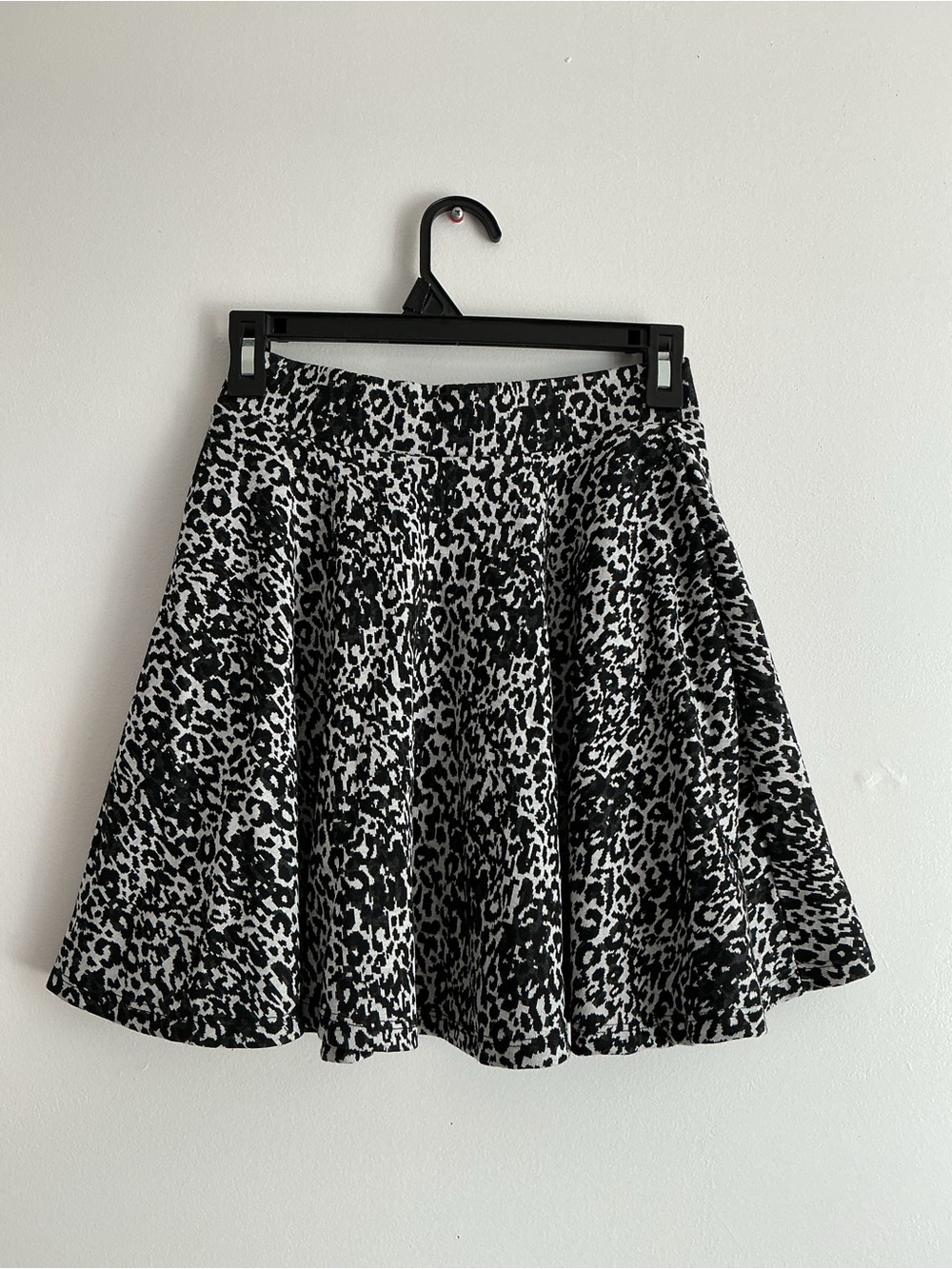 Francesca's Collections Black and White Leopard Skater Skirt